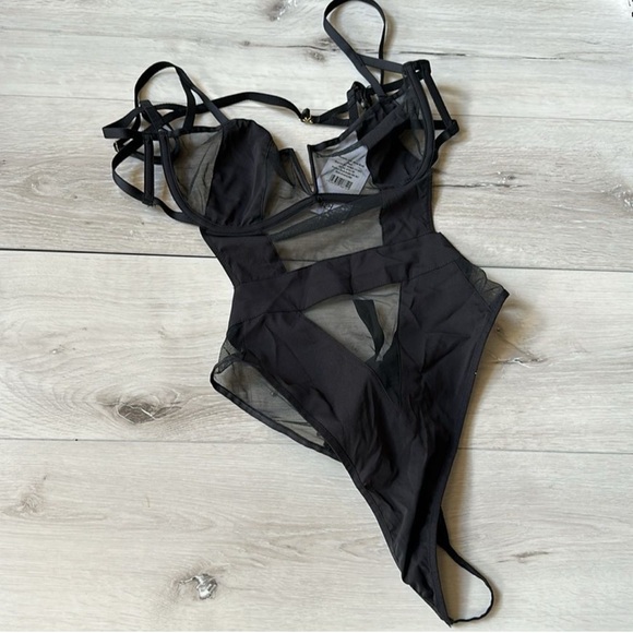BNWT Bluebella | Orla Mesh Bodysuit | Black | 32C - Picture 6 of 6